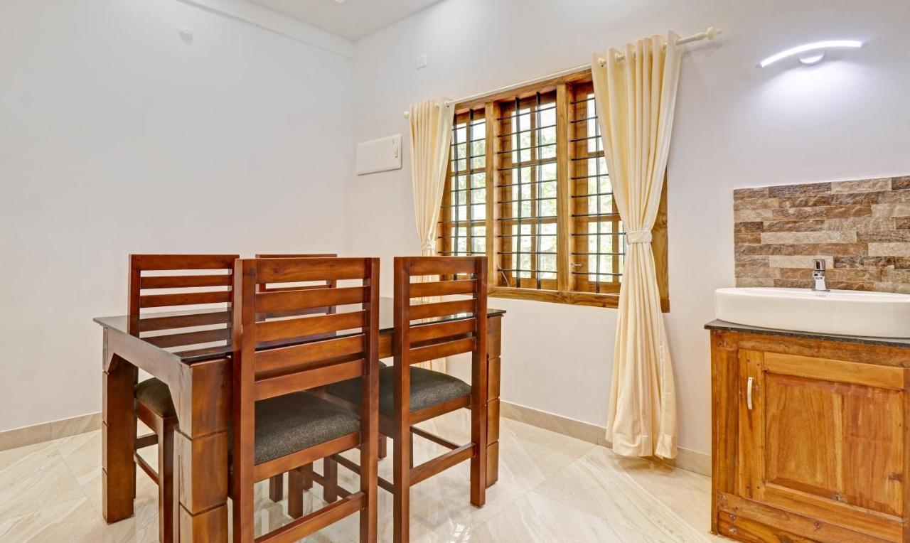 Itsy Hotels Palm Grove By D2V Kochi Ngoại thất bức ảnh